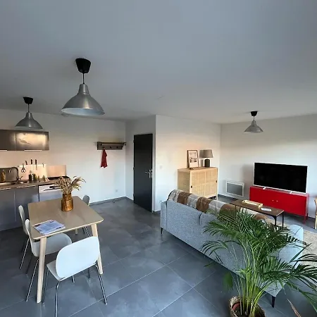 Casa de Férias Maison Au Calme Proche Lille Avec Parking Prive Bois-Grenier