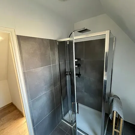 Maison Au Calme Proche Lille Avec Parking Prive Ferienhaus Bois-Grenier
